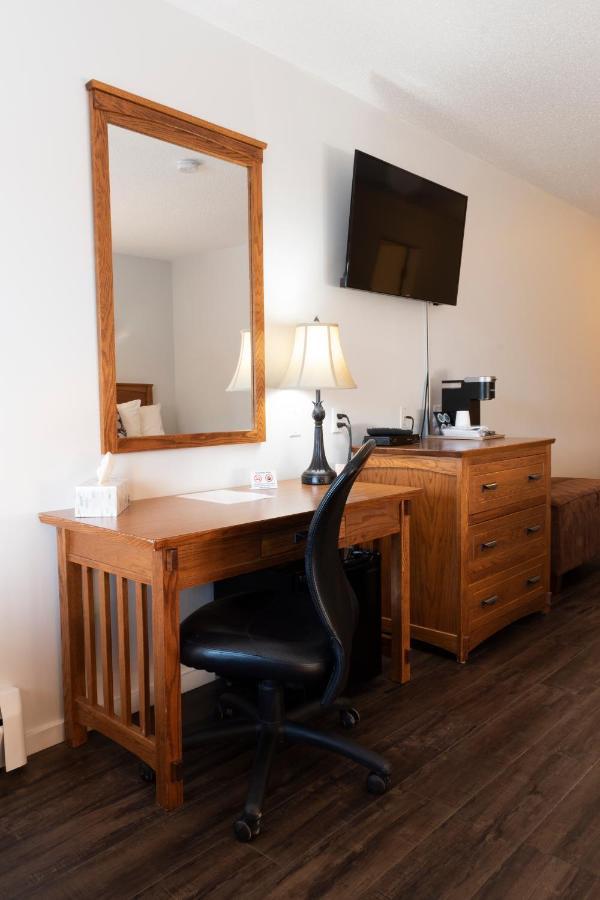 Schott'S Lake Conference & Resort Sundre Luaran gambar